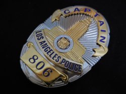画像1: ロサンゼルス市警察キャプテン（ハイランク）　レプリカバッジ