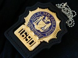 画像1: ニューヨーク市警察ディテクティブレプリカバッジ＆ホルダー