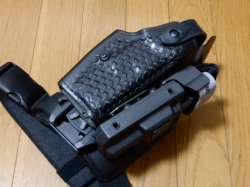 画像1: カリフォルニアハイウェイパトロール・ＬＡカウンティーシェリフ、サファリランド社Ｍ＆Ｐ＆デューティーターニキット付き（止血キット）タクティカルドロップレッグホルスター新品