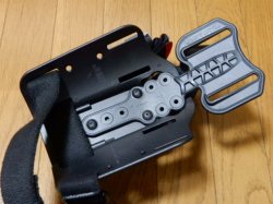 画像3: カリフォルニアハイウェイパトロール・ＬＡカウンティーシェリフ、サファリランド社Ｍ＆Ｐ＆デューティーターニキット付き（止血キット）タクティカルドロップレッグホルスター新品
