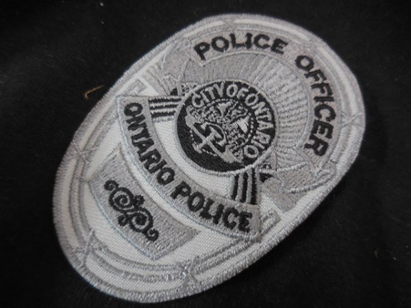 画像1: オンタリオ市警察バッジパッチ (1)