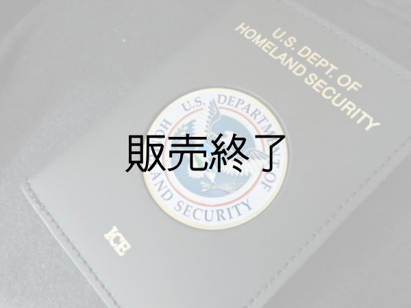 画像1: 連邦国土安全保証省　移民・関税執行局実物ＩＤバッジ実物ケース (1)