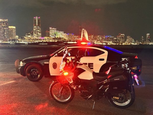 画像1: カワサキヴェルシスＸ２５０ロサンゼルスカウンティーシェリフオフロード仕様劇用車 (1)