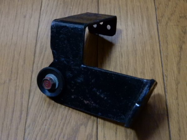 画像1: カワサキポリスＣタイプ用純正サイレンスピーカーマウント (1)